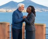 Raffaele Giordano (Patrizio Rispo) e Eleanor Price (Whoopi Goldberg) &copy; Un Posto al Sole Rai