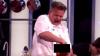 Gordon Ramsay se broie la main dans un mixeur en direct ! [VIDEO]