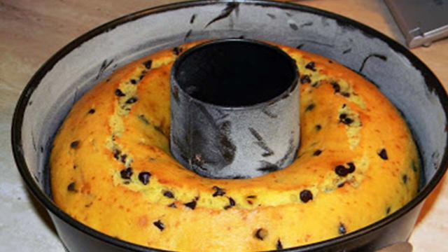 Ciambellone Con Gocce Di Cioccolato Il Trucco E Nell Impasto