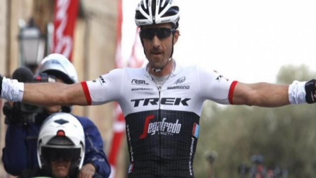 Sport, Ciclismo: Accuse a Cancellara di doping tecnologico