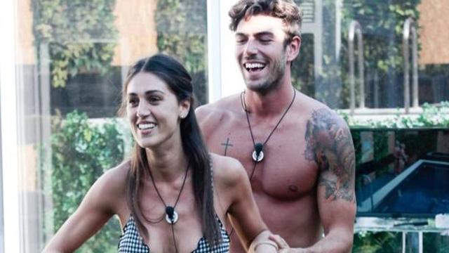 GF Vip: atti osceni in luogo pubblico?