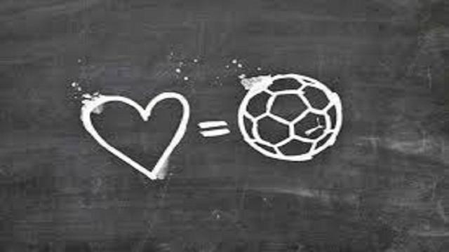 VIDEO: La pasión por el fútbol tan fuerte como el amor