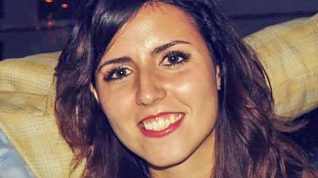 L’auto si schianta e si spezza in due: morta Laura, di soli 27 anni 