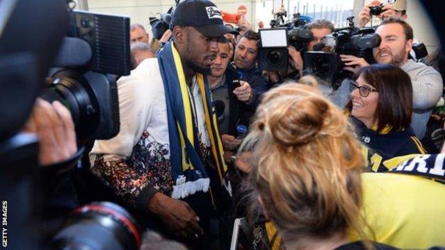 Usain Bolt arrives in Australia on football mission