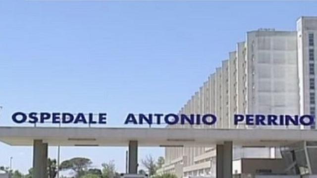 Brindisi: un uomo fa ingenti danni all'interno dell'ospedale