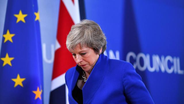 UK Lawmakers Reject Brexit Deal, Theresa May To Face No Confidence Vote