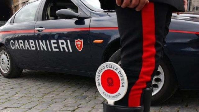 Cagnano Varano, agguato in piazza: muore maresciallo maggiore dei Carabinieri