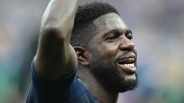 Mercato, la Juve starebbe seguendo 5 difensori centrali: tra i possibili obiettivi Umtiti 