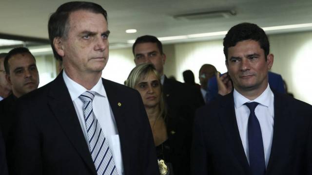 Jair Bolsonaro minimiza derrota do ministro Sérgio Moro na Câmara dos Deputados