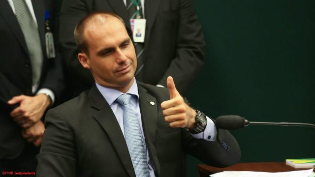 Eduardo Bolsonaro se casou com Psicologa Heloísa Wolf 