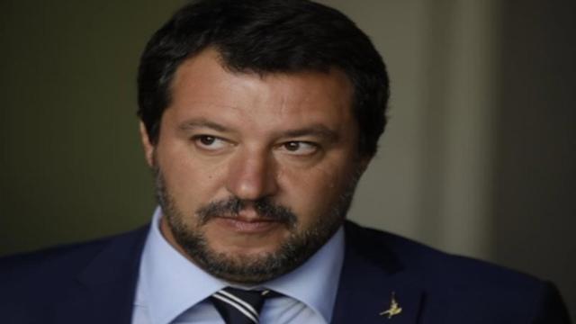 Travaglio, duro attacco nei confronti di Salvini: 'Pallone gonfiato e mitomane'