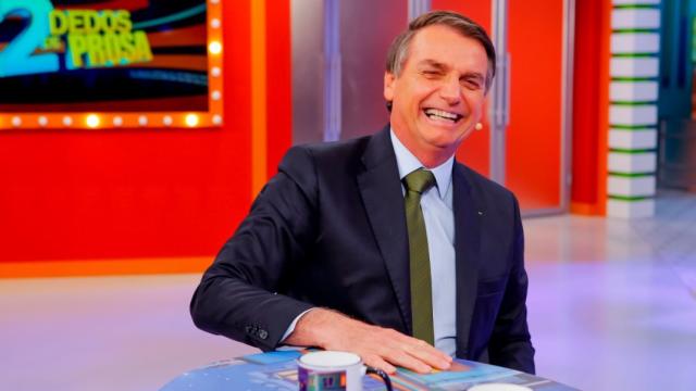 Jair Bolsonaro entrega a deputados PL polêmica com mudanças no Código de Trânsito 