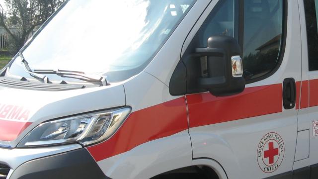 Taranto: Scontro mortale tra una Fiat Punto e un bus, perde la vita un 19enne 