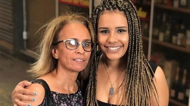 Família revela que Alinne Araújo tentou se suicidar durante a adolescência