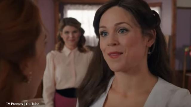 Erin Krakow on ‘When Calls the Heart’ and her friend Lori Loughlin
