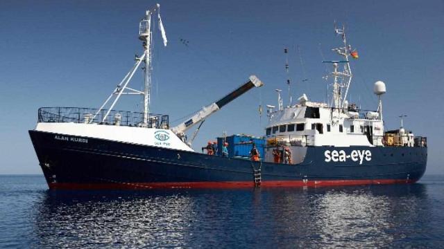 La nave ONG Sea Eye chiede alle autorità che venga assegnato un porto sicuro