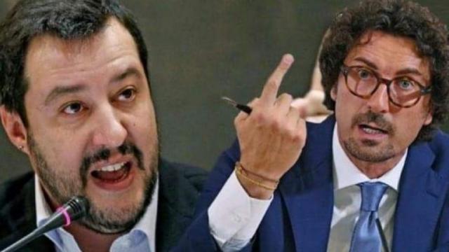 Toninelli replica a Salvini: 