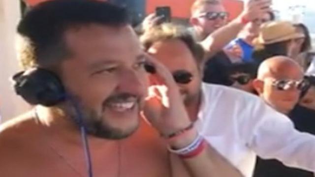 Polignano a Mare, Salvini chiede di andare alle urne 