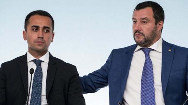 Salvini punta ad abrogare il reddito di cittadinanza