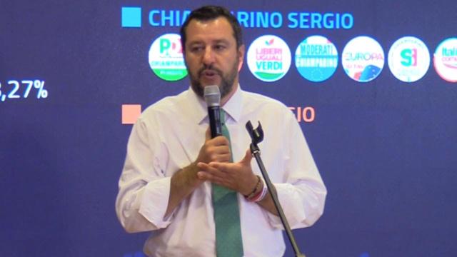 Salvini non lascia il Viminale: 'O si vota o ci si rimette al lavoro'