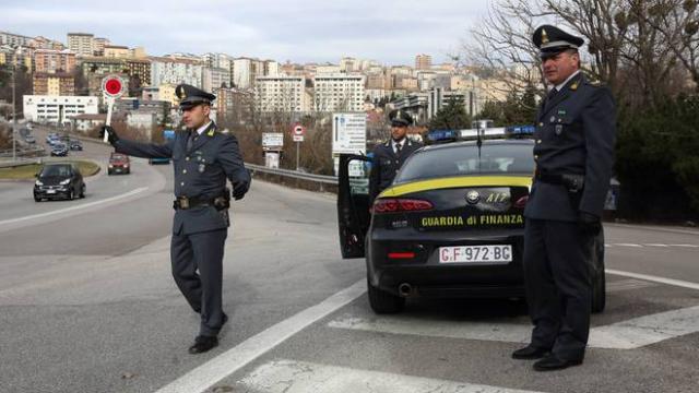 Schena Editore: denunciata per bancarotta fallisce per oltre un milione di euro 