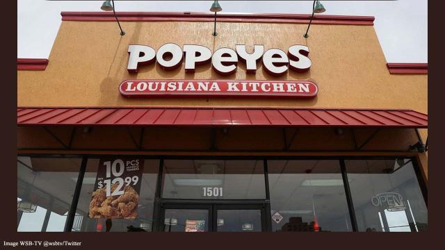 Popeyes workers held at gunpoint by suspects who wanted chicken sandwiches