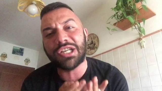 'Er Faina', Gossip e Tv ed altri siti si schierano contro la sua presenza a Temptation
