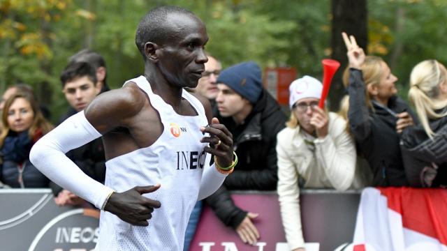 Ineos 1:59 Challenge: Eliud Kipchoge abbatte il muro delle due ore sulla maratona