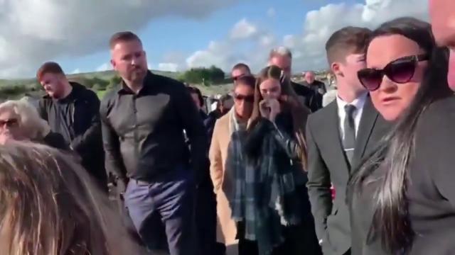 Ireland: Man pranks mourners at his own funeral
