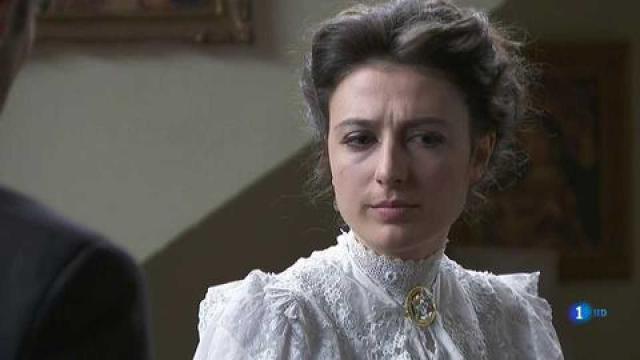 Una Vita: Lucia scoprirà di essere figlia dei Marchesi di Valmez
