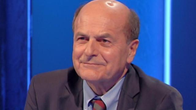 Bersani: 'Sono 4 anni che la sinistra arretra, tocca al PD dettare la linea'