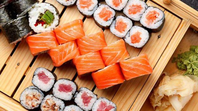 Cucina Giapponese: Differenze tra Sushi e Sashimi, una pietanza amata anche in Italia