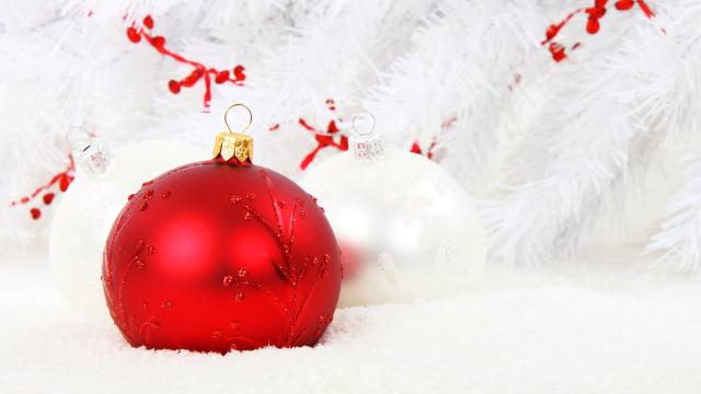 5 Frasi Ad Effetto Per Augurare Un Buon Natale A Tutti In Famiglia