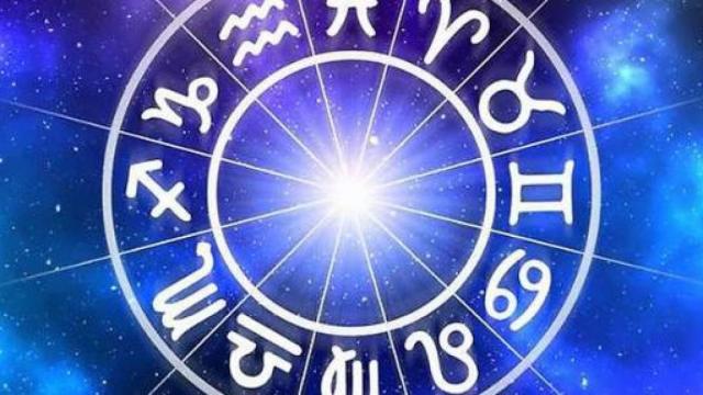 Predizioni astrologiche vigilia di Natale, primi sei segni: stress per l'Ariete