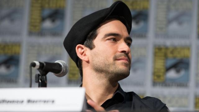 Alfonso Herrera é ameaçado nos EUA