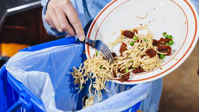Il PD su Twitter ha postato la lotta contro lo spreco alimentare