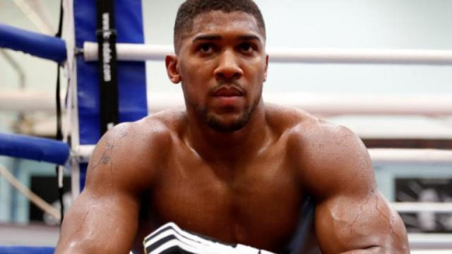 Anthony Joshua vede Tyson Fury favorito nel rematch mondiale contro Deontay Wilder