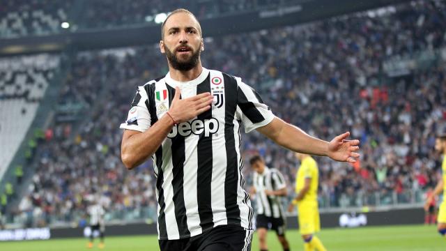 Juventus-Lione: Sarri può contare su Costa, Pjanic e Higuain