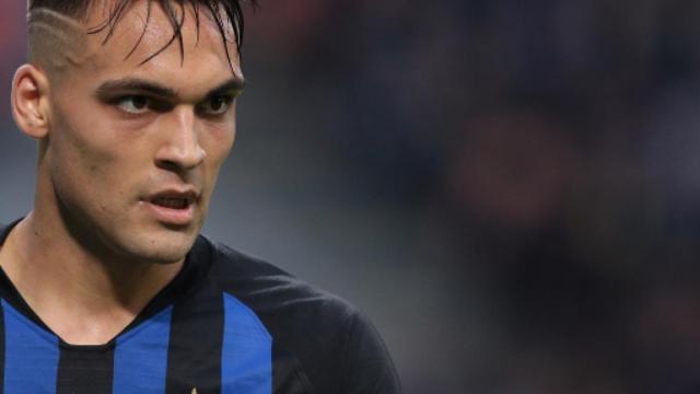 Inter, no al Barcellona: Lautaro ceduto con il pagamento della clausola rescissoria