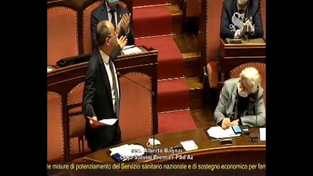 Cura Italia, Tensione nell'aula del Senato sul voto di fiducia