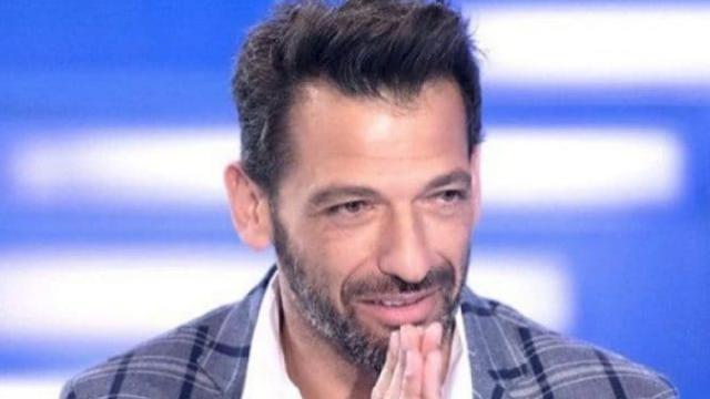 Pago attaccato da un hater sul web: 'Vai a raccogliere pomodori'