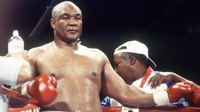 Tyson sul ring a 53 anni? Per ora il campione più longevo è Foreman