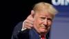 Donald Trump incumple cuarentena para salir a saludar a sus seguidores