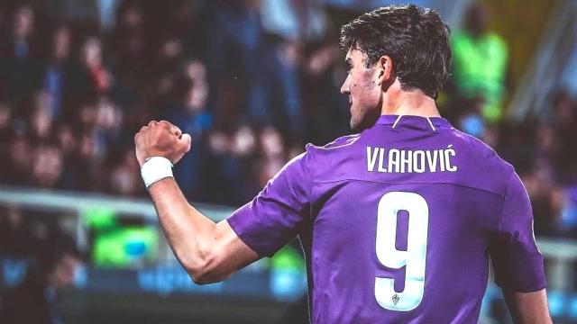 Vlahovic a un passo dalla Juventus: si parla di 70 milioni, bonus compresi