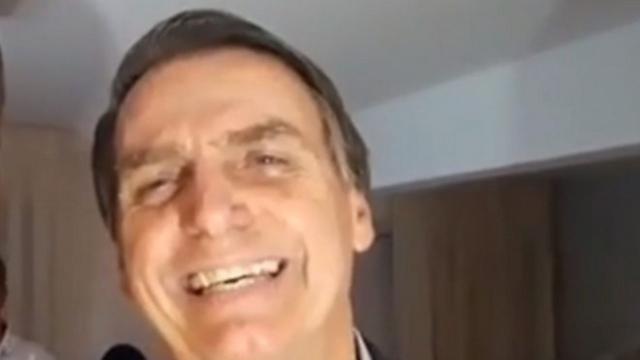 Contrariando previsões, Bolsonaro vai à entrevista na Globo 