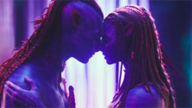 Cinema, box office: domina la re-release di Avatar
