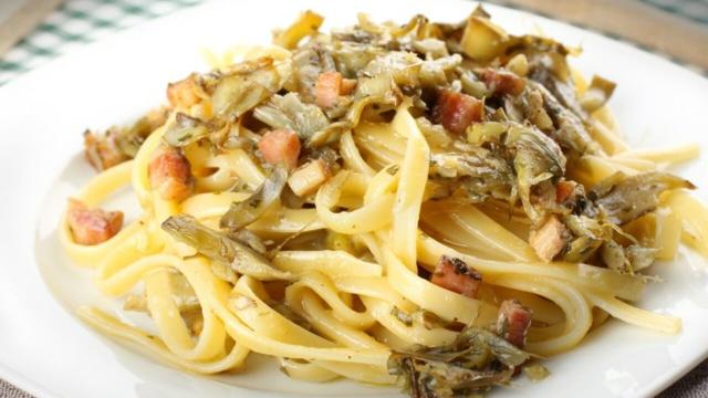 Ricetta della pasta pancetta e carciofi: ideale per la primavera e l'estate