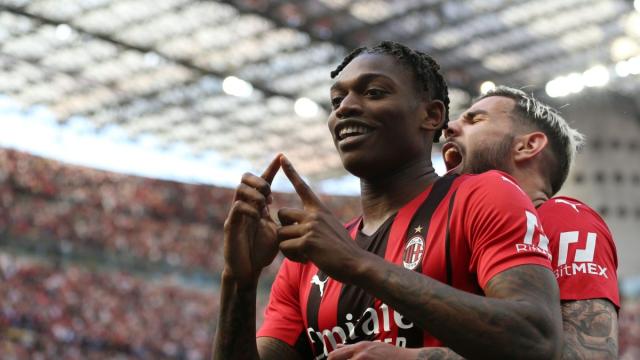Milan, Leao ha firmato il rinnovo di contratto fino al 2028