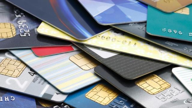 Após redução no mês de junho, juro do rotativo volta a subir