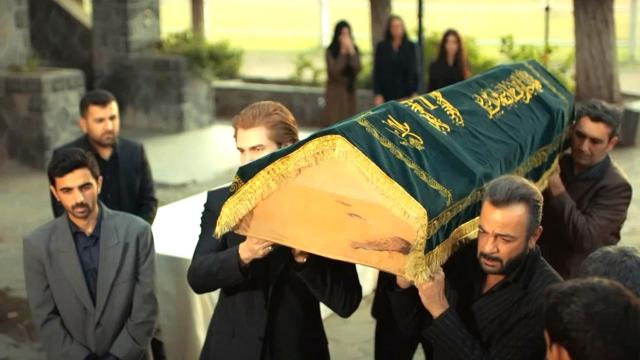 Terra amara, trama 23 settembre: la morte di Yilmaz sconvolge Cukurova 
